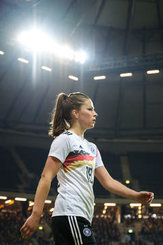 Melanie Leupolz of Germany