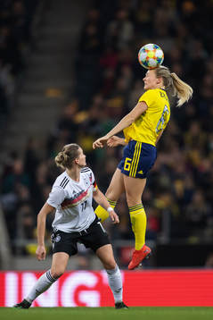 Alexandra Popp of Germany and Magdalena Eriksson of Sweden