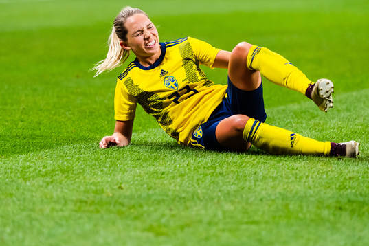 Elin Rubensson of Sweden in pain