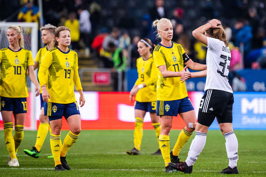 Caroline Seger of Sweden and Lena Sophie Oberdorf of Germany