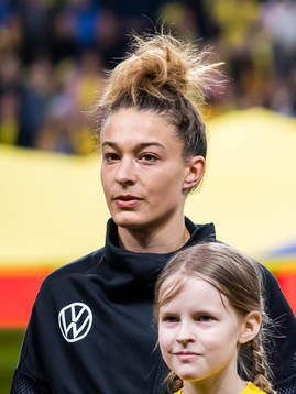 Felicitas Rauch prior to the women's international friendly