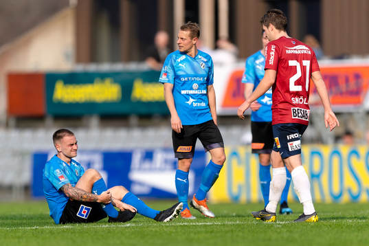 Halmstads Pontus Silfwer har ont