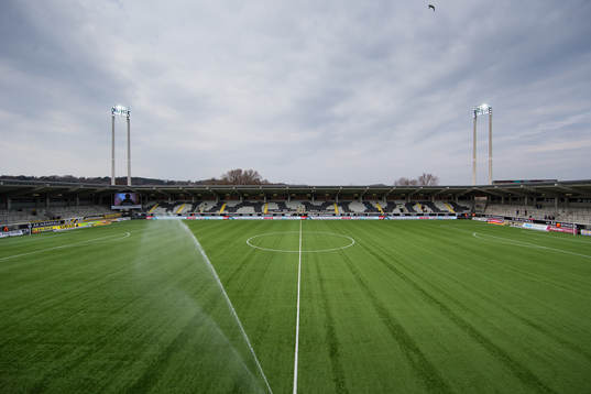 Bravida Arena interiört innan fotbollsmatchen i