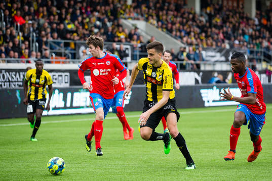 Häckens Alexander Jeremejeff och Helsingborgs Mohammed