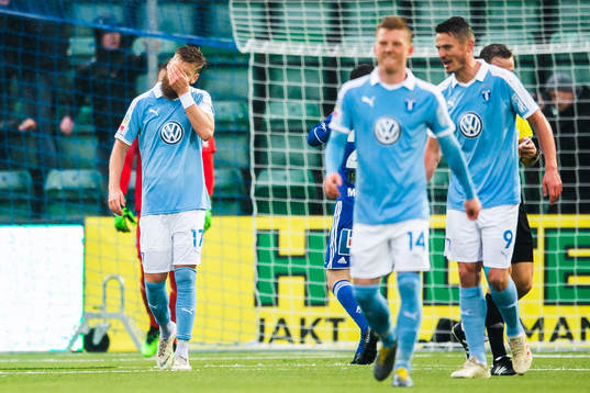 Malmö FFs Rasmus Bengtsson deppar