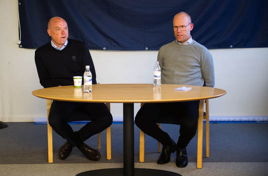 Malmö FFs tränare Uwe Rösler och Sundsvalls tränare