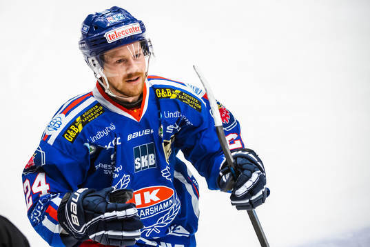 Oskarshamns Joakim Hillding jublar