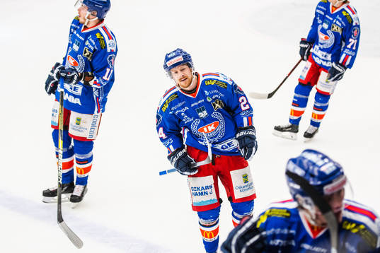 Oskarshamns Joakim Hillding jublar