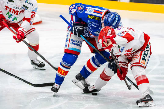 Timrås Emil Berglund och Oskarshamns Joakim Hillding
