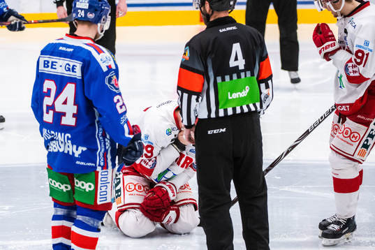 Timrås Morten Madsen har ont