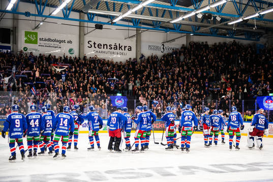 Oskarshamns spelare jublar