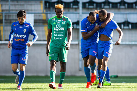 Linköpings spelare jublar