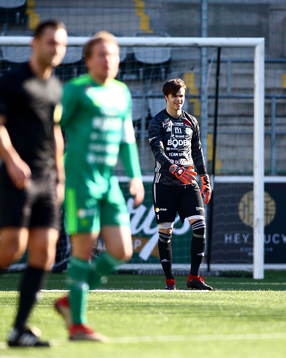 Bodens målvakt Simon Bandh