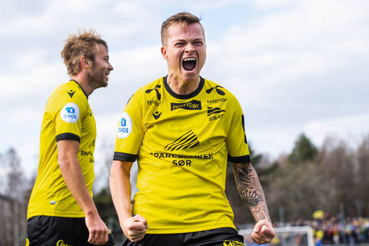 Bläddra bland fler bilder av Football, OBOS-ligaen, KFUM - Start