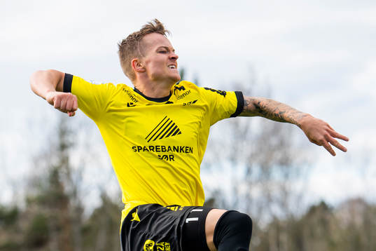 Aron Sigurdarson of Start celebrates
