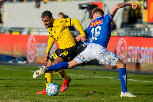 Alex Dyer of Lillestrøm and Olaus Jair Skarsem of Ranheim