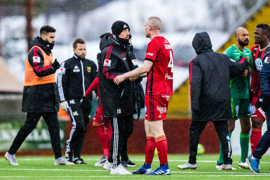 Östersunds tränare Ian Burchnall och Thomas Poppler