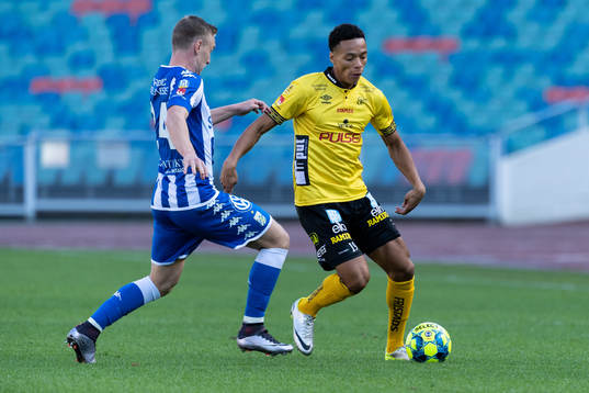 Elfsborgs Kevin Kabran och IFK Göteborgs Sebastian Ohlsson