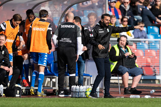 IFK Göteborgs tränare Poya Asbaghi