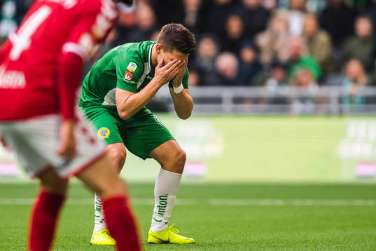 Hammarbys Vidar Örn Kjartansson deppar