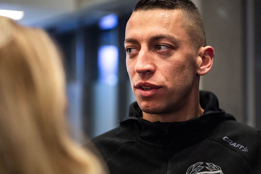 Hammarbys Nikola Djurdjic blir intervjuad i