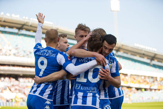 IFK Göteborgs Patrik Karlsson Lagemyr jublar med