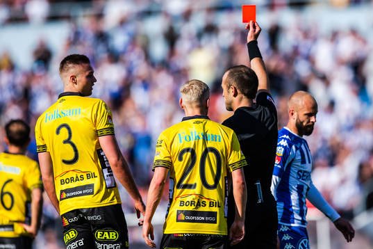 Elfsborgs Stian Rode Gregersen tilldelas en utvisning