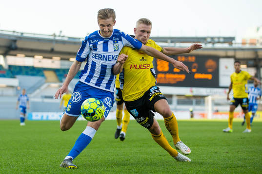 IFK Göteborgs Benjamin Nygren och Elfsborgs Simon Strand