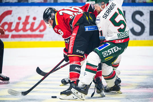 Luleås Niklas Olausson och Frölundas Mats Rosseli Olsen
