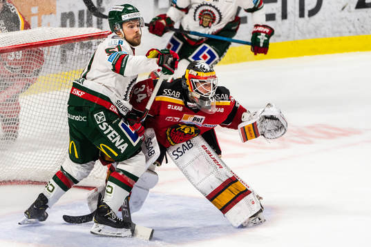 Frölundas Mats Rosseli Olsen och Luleås målvakt Joel