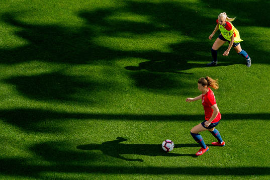 Bläddra bland fler bilder av Football, Norway, Women, Training