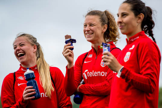 Therese Sessy Åsland, Synne Skinnes Hansen and Ingrid Moe