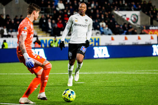 Djurgårdens målvakt Per Kristian Bråtveit och Örebros