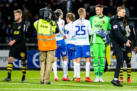 s målvakt Oscar Linnér