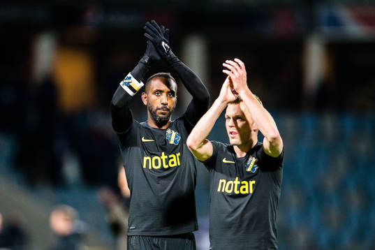 s Henok Goitom  och Sebastian Larsson