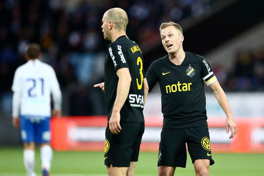 s Sebastian Larsson