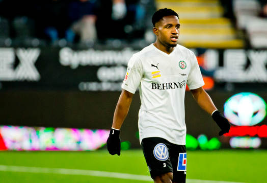 Örebros Kevin Wright deppar