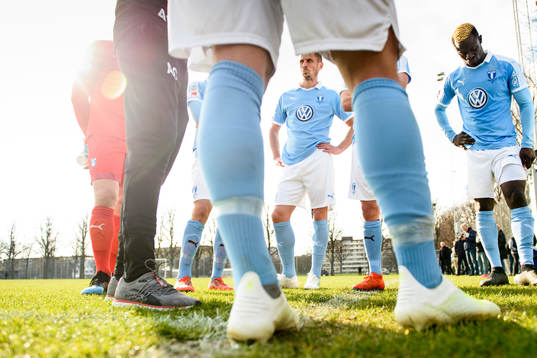 Malmö FFs Markus Rosenberg och Bonke Innocent deppar
