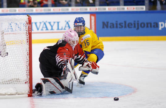 Nana Fujimoto #1, JPN and Pernilla Winberg #16, SWE