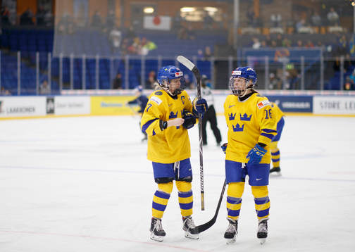 Emma Nordin #27, SWE and Pernilla Winberg #16, SWE