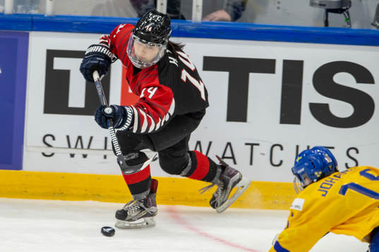 Haruka Toko #14, JPN, Lisa Johansson #15, SWE