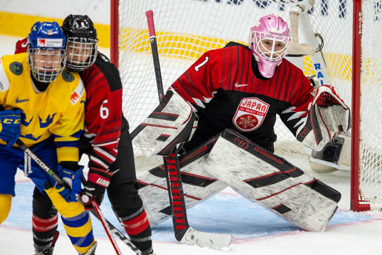 Pernilla Winberg #16, SWE, Sena Suzuki #6, JPN, Nana