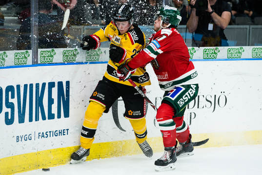 Luleås Jesper Sellgren och Frölundas Samuel Fagemo