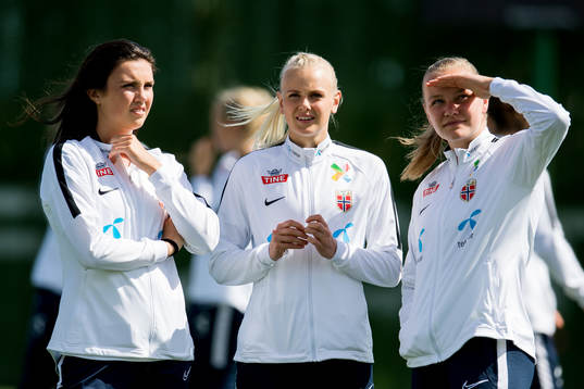 Ingrid Syrstad Engen, Karina Sævik and Frida Maanum of