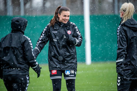 Fotbollsspelaren Anna Welin