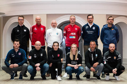 Bläddra bland fler bilder av Fotboll, Damallsvenskan, Upptaktsträff 2019