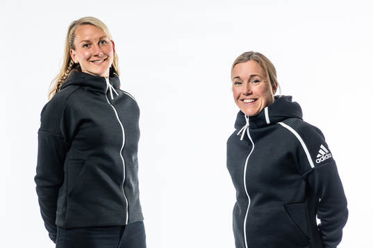 Tess Olofsson och Sara Persson, Domare