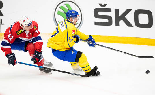 Henrik Knold of Norway and Emil Djuse of Sweden