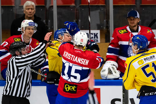 Christopher Mastomäki of Sweden and Tommy Kristiansen of
