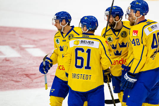Leon Bristedt, Viktor Svedberg celebrates with Daniel Zaar